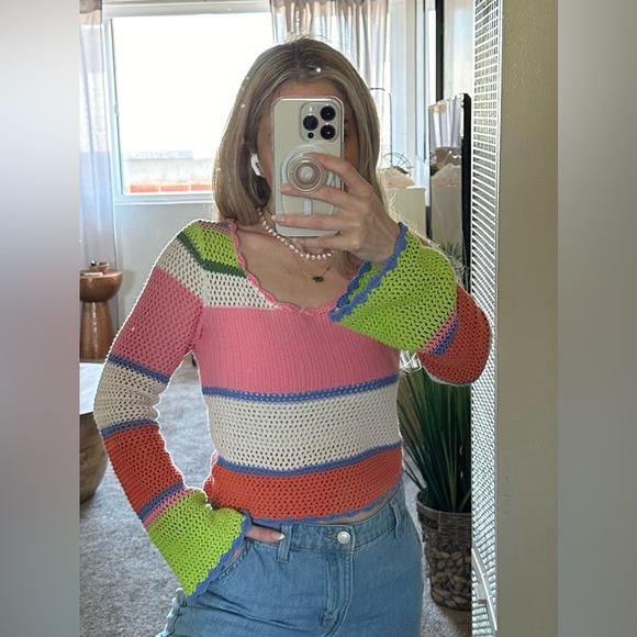 💥 Boho Multicolor Crochet Stripe Top - Picture 2 of 4